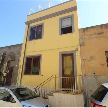 Numero 9 Porto Torres Bagian luar foto